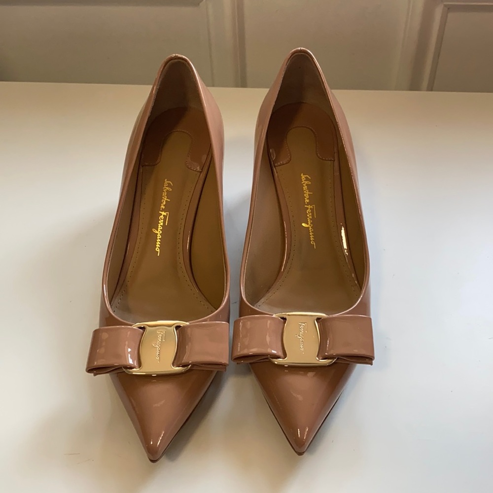 Salvatore Ferragamo Alice 55 patent leather pumps